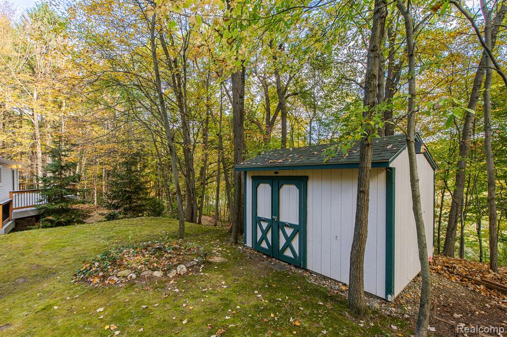 1969 Woodsman Drive, Ortonville, MI 48462 — Photo 50