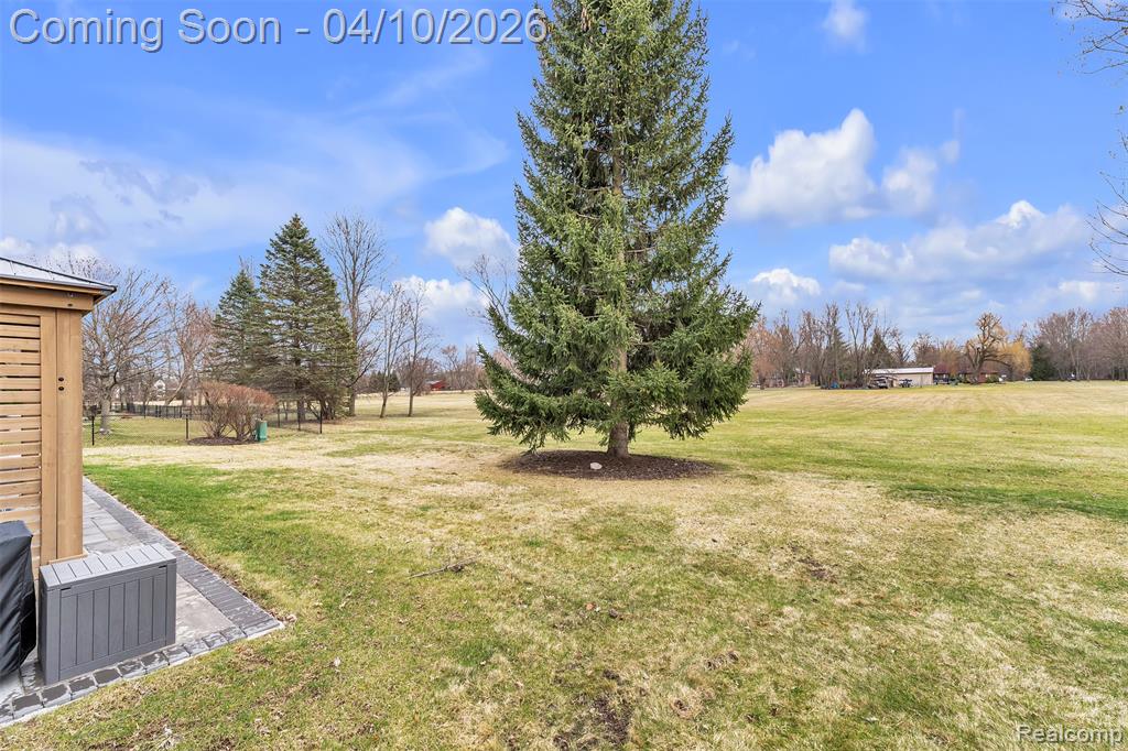 47105 Larchmont Drive, Canton, MI 48187 — Photo 67