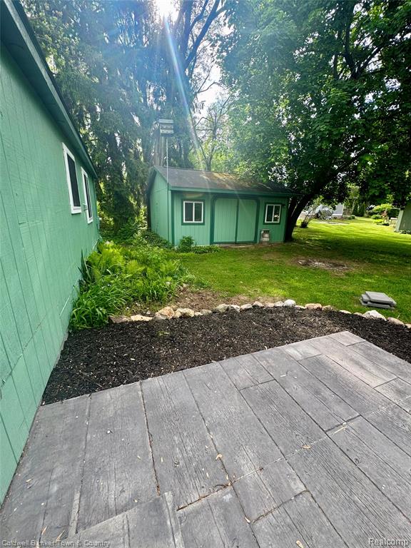 8661 Country Club Drive, Pinckney, MI 48169 — Photo 8