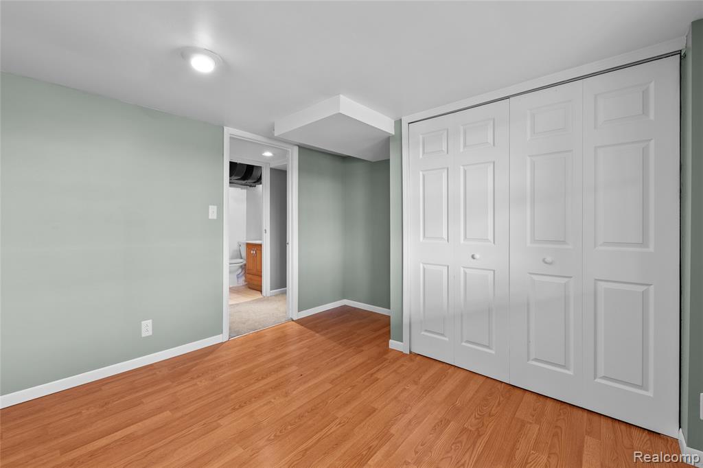 235 INDIANWOOD Road, Lake Orion, MI 48362 — Photo 19