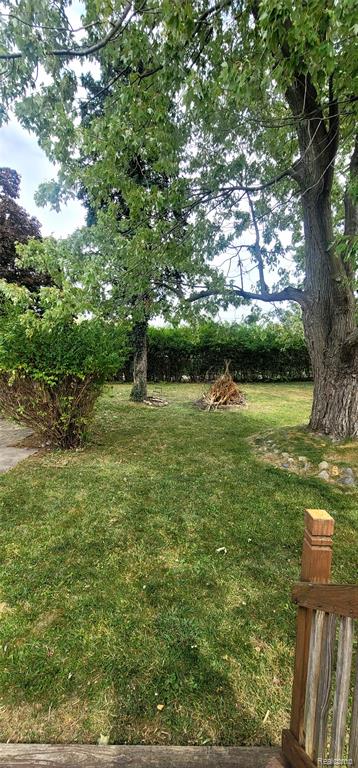 8180 Racine Road, Warren, MI 48093 — Photo 22