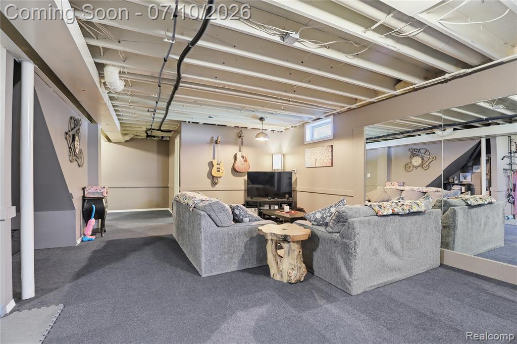 5275 E Maple Avenue, Grand Blanc, MI 48439 — Photo 39
