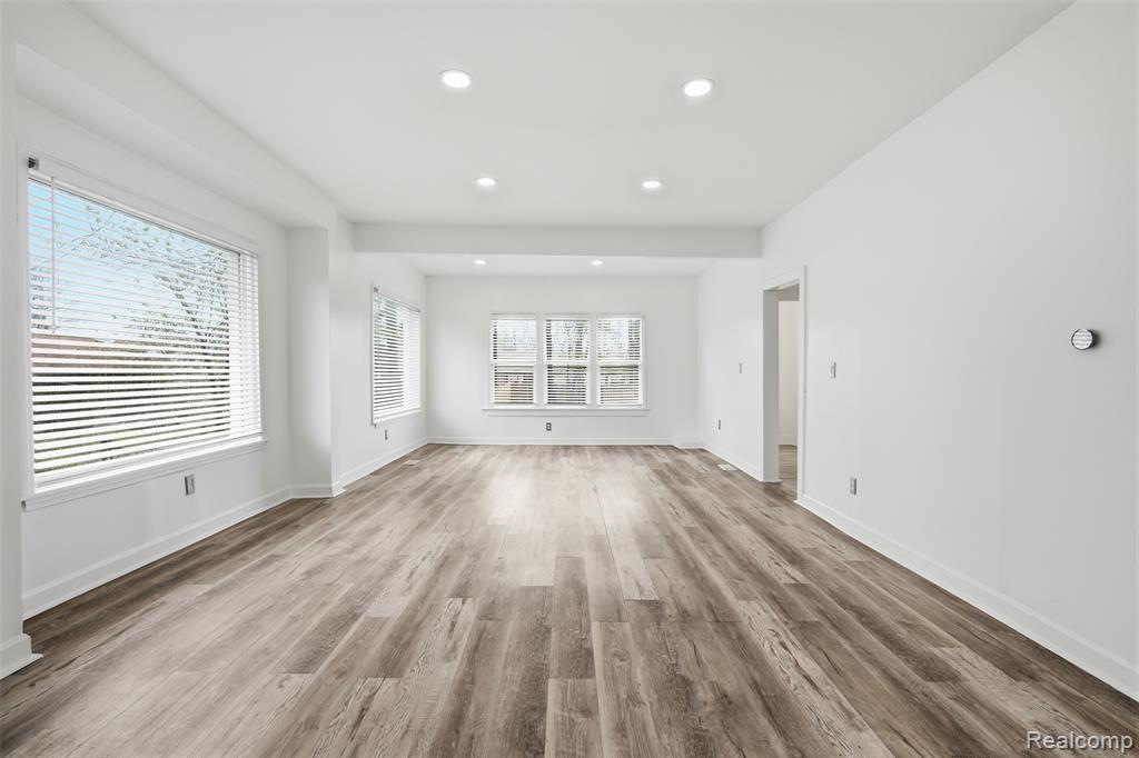 725 Lakewood Street, Detroit, MI 48215 — Photo 8