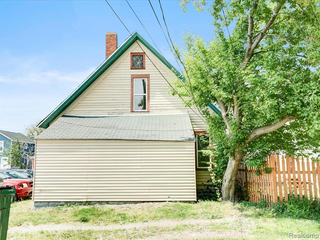 718 Superior Street, Port Huron, MI 48060 — Photo 25