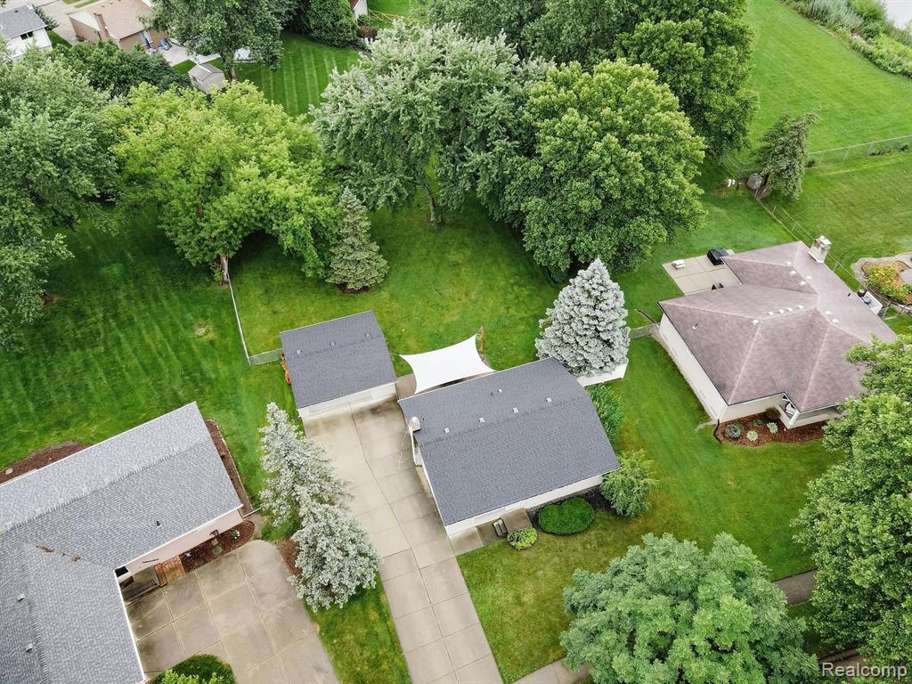4654 Chapel Drive, Troy, MI 48085 — Photo 30