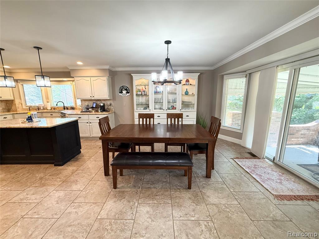 46557 Glen Pointe Drive, Utica, MI 48315 — Photo 23