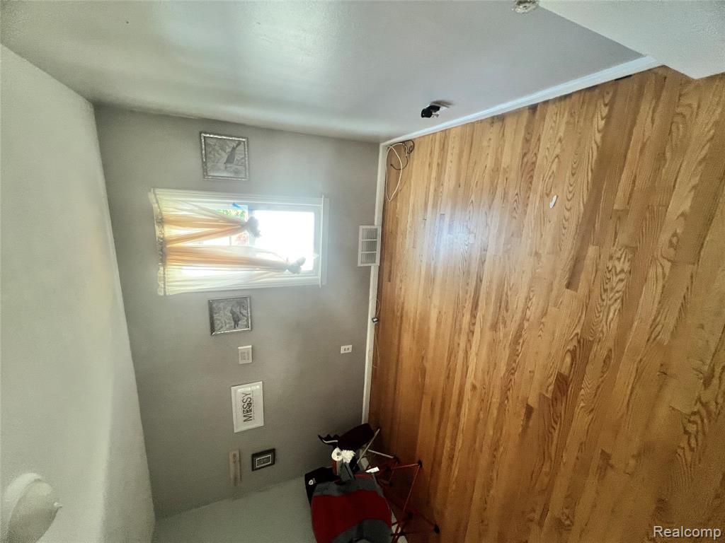 7208 Rosedale Boulevard, Allen Park, MI 48101 — Photo 37