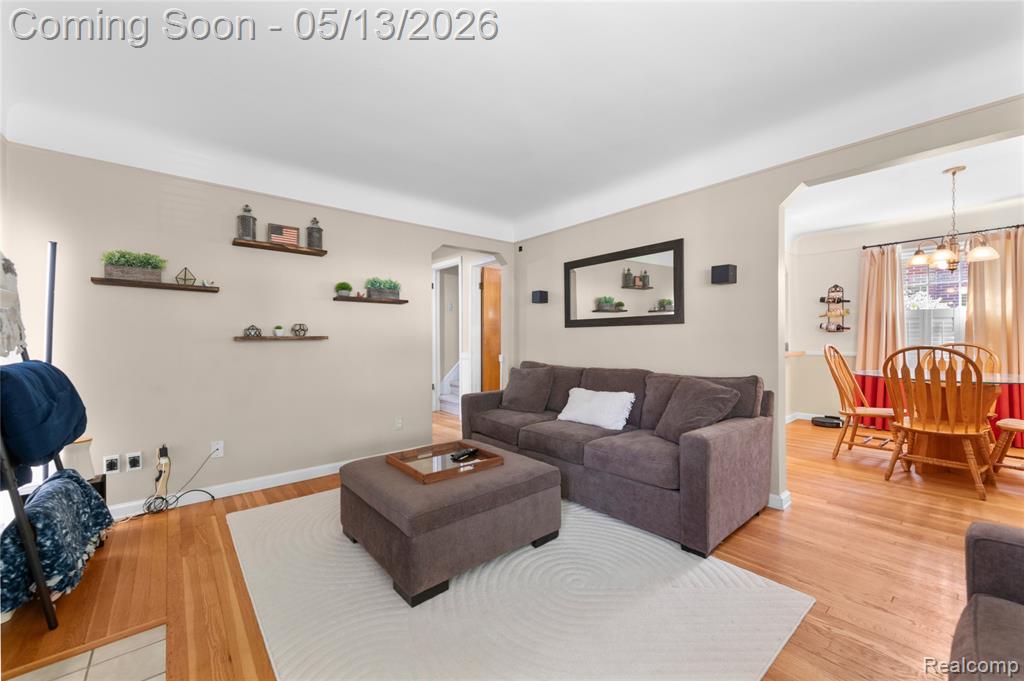 21610 Prestwick Avenue, Harper Woods, MI 48225 — Photo 12