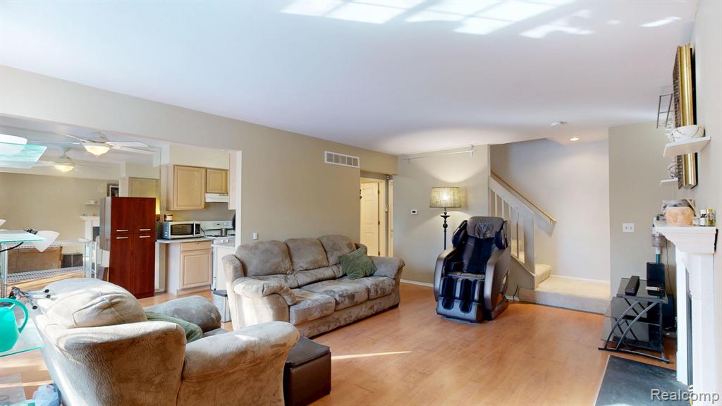 3016 Forest Creek Court, Ann Arbor, MI 48108 — Photo 6