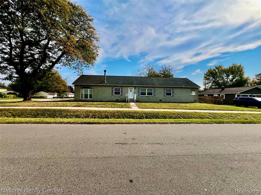 8015 Syracuse Street, Taylor, MI 48180 — front exterior