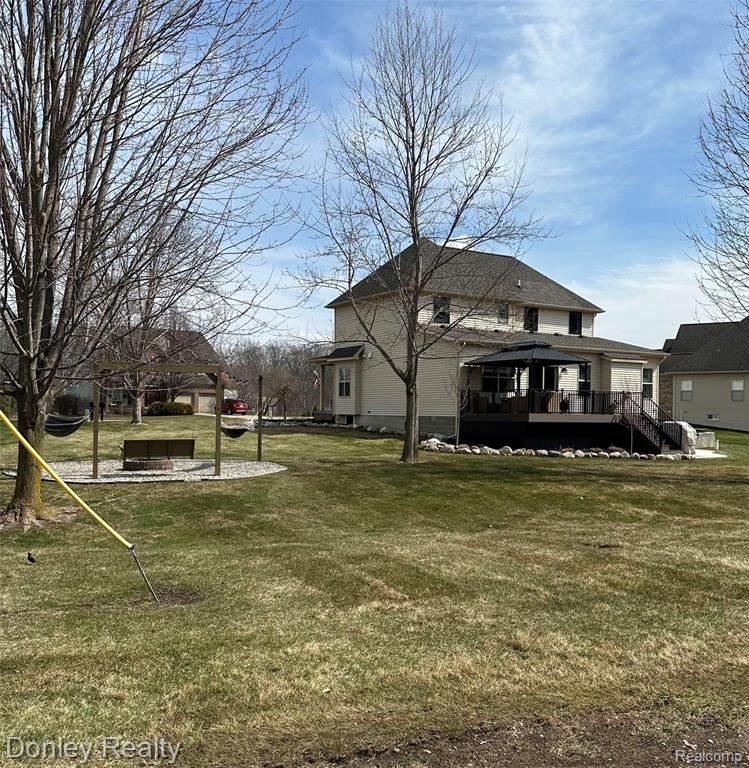 10376 Valley Drive, Goodrich Vlg, MI — Photo 44