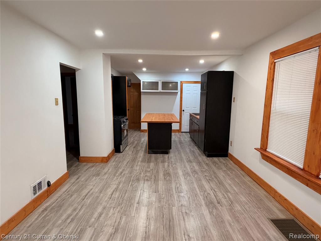 10008 Manor Street - Photo 5
