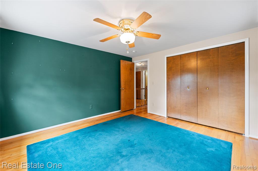 25574 Wilson Drive, Dearborn Heights, MI 48127 — Photo 39