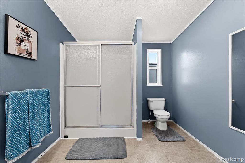 11198 SHADY GROVE, South Lyon, MI 48178 — Photo 18