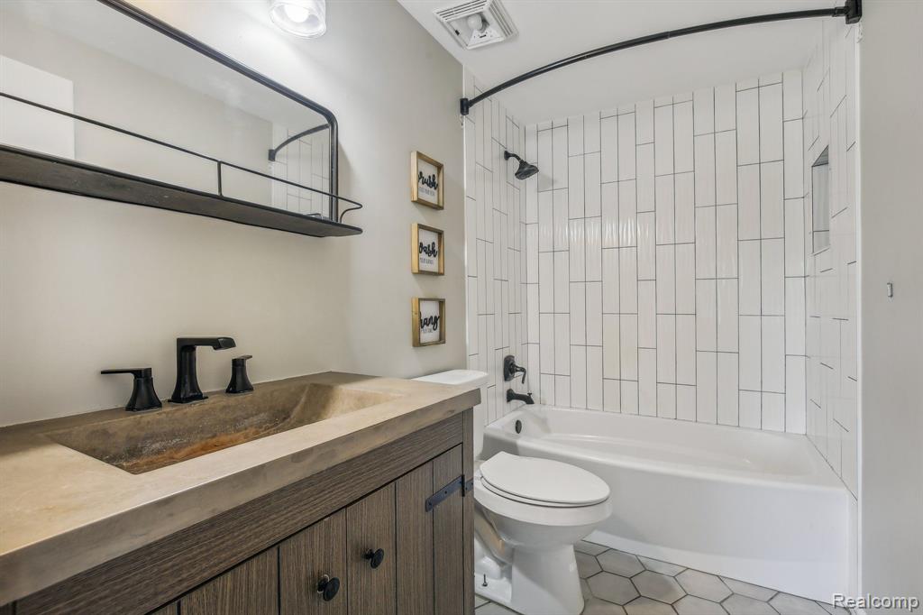 67445 SISSON Street, Washington, MI 48095 — Photo 20