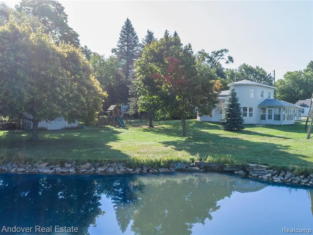 4055 Mitchell Drive, Flint, MI 48506 — Photo 35