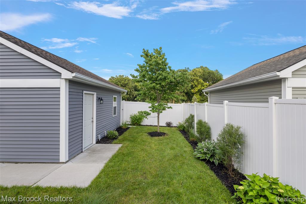 4260 Kent Road, Royal Oak, MI 48073 — Photo 46