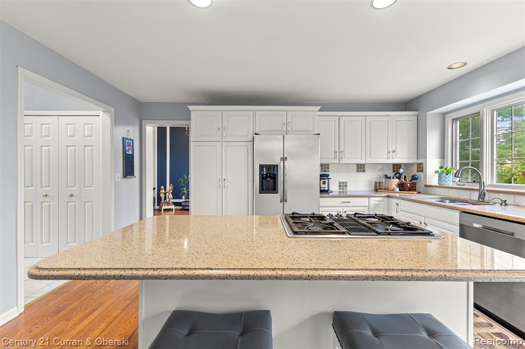 756 Sandalwood Road, Canton, MI 48188 — Photo 11