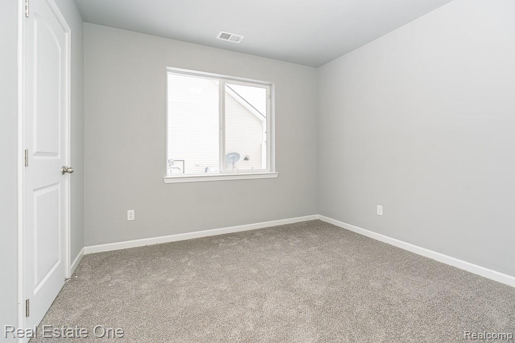 2249 Legacy Drive, Burton, MI 48519 — Photo 15