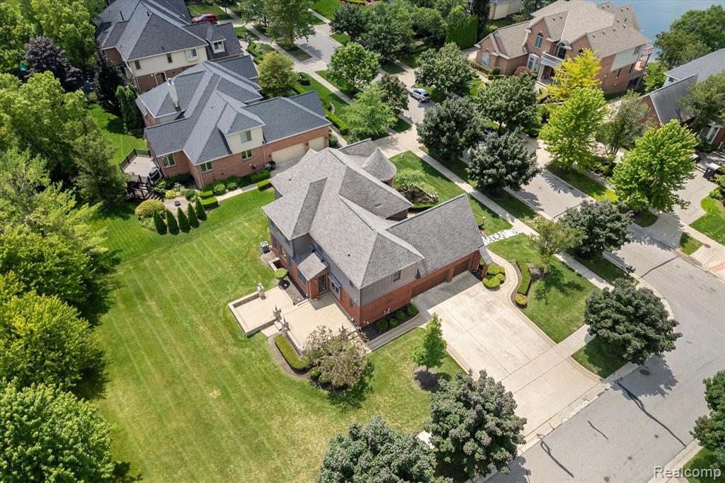 17712 PARKSHORE Drive, Northville, MI 48168 — Photo 77