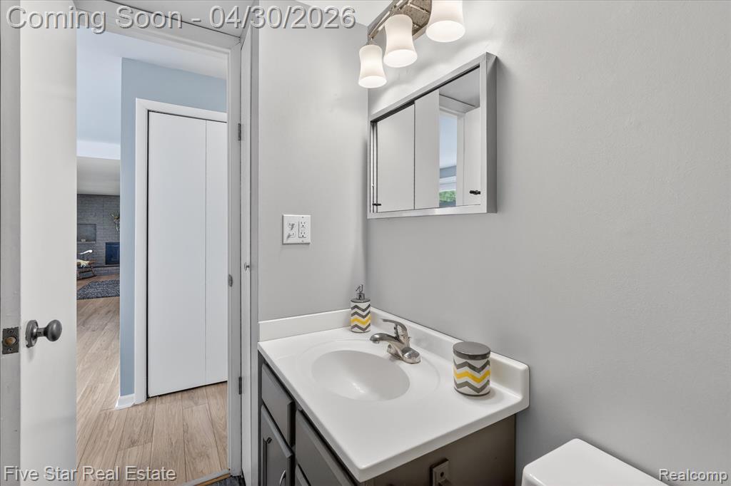 630 Sunset, White Lake, MI 48383 — Photo 42