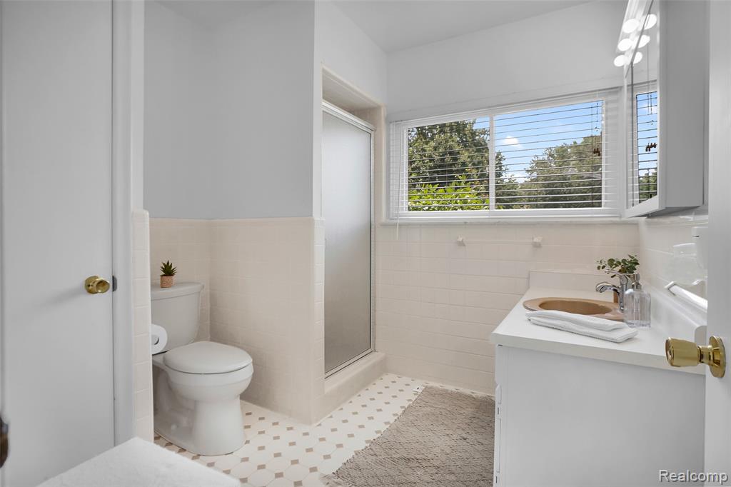 9851 Atwood Drive, South Lyon, MI 48178 — Photo 21