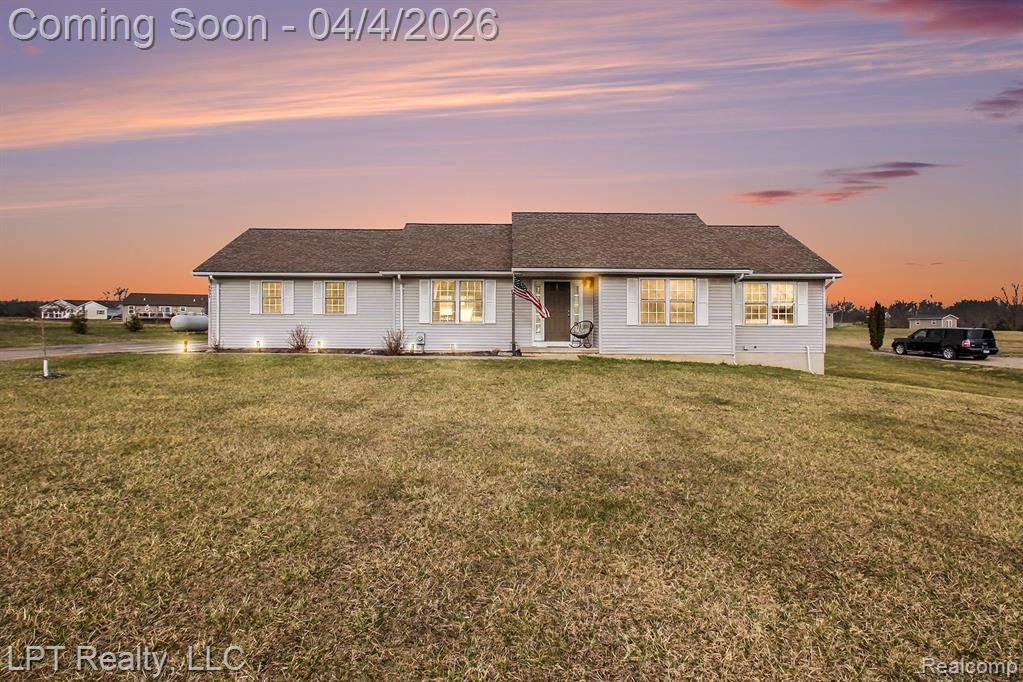 6632 Hanna Court, Byron, MI 48418 — front exterior