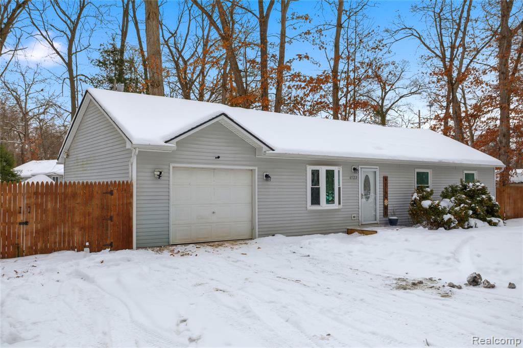 6522 Riverdale Road, Whitmore Lake, MI 48189 — Photo 28