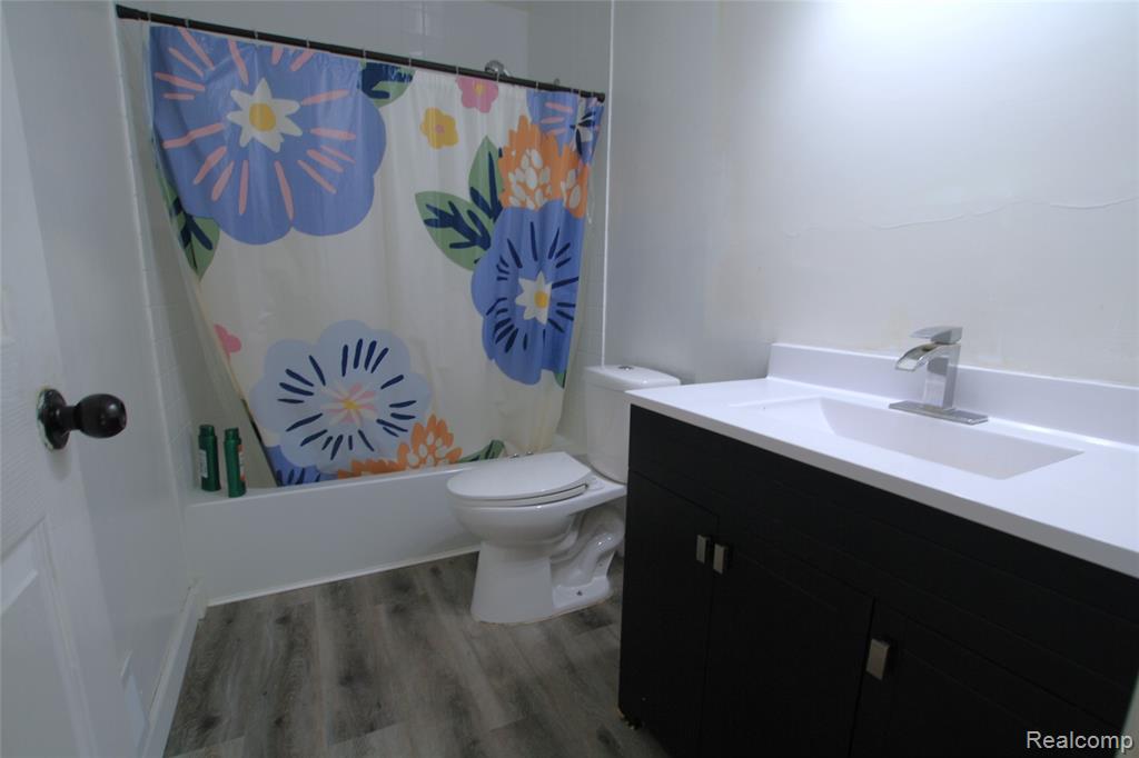 6325 Clarkston Road, Clarkston, MI — Photo 15