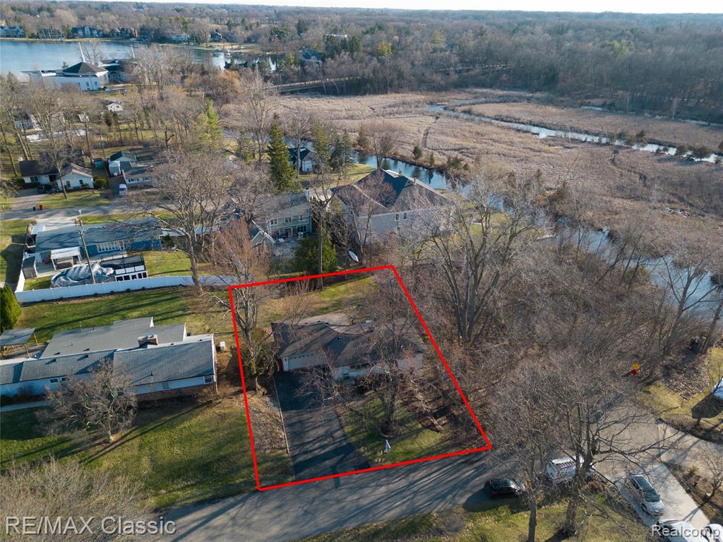 5155 Daron Lane, West Bloomfield, MI 48324 — Photo 34
