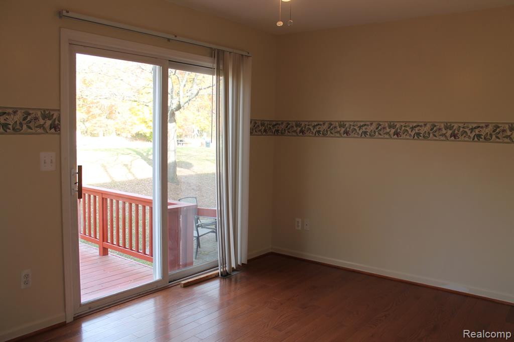53 DEPOT Street, Oxford, MI 48371 — Photo 8