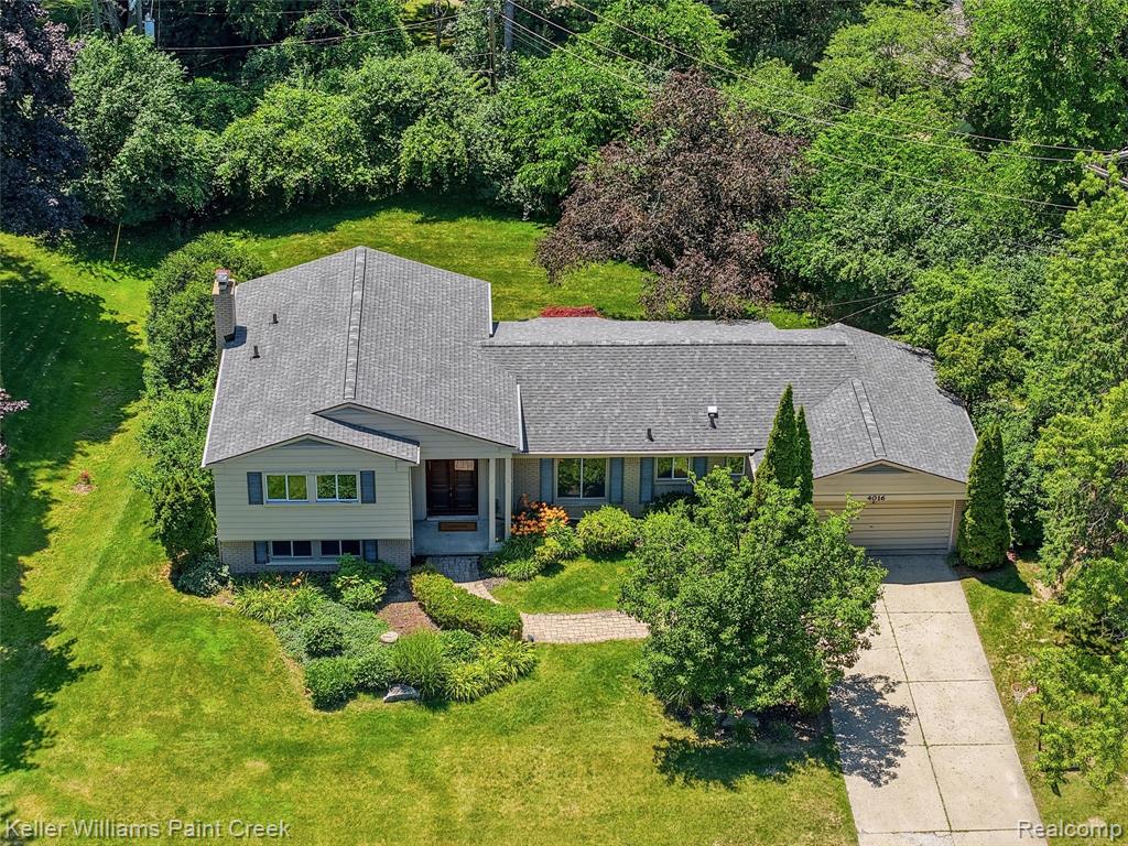 4016 Iverness Lane, West Bloomfield, MI 48323 — Photo 2