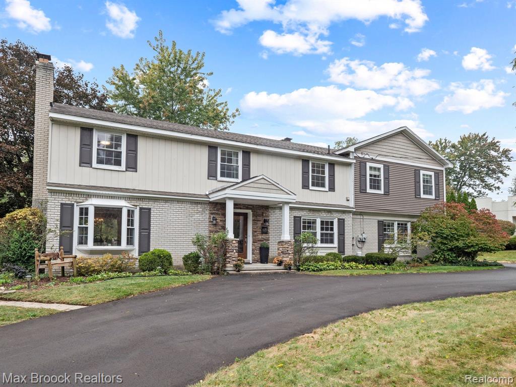6570 CASTLE Drive, Bloomfield Hills, MI 48301 — Photo 5