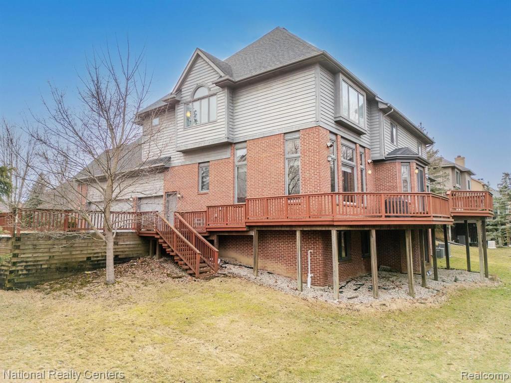 4392 STONEVIEW Drive, West Bloomfield, MI — Photo 81