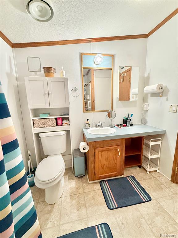 1851 S Loxley Road, Houghton Lake, MI 48629 — Photo 16