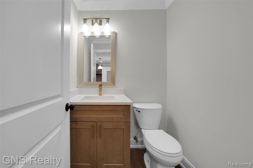 718 Devillen Avenue, Royal Oak, MI 48073 — Photo 20