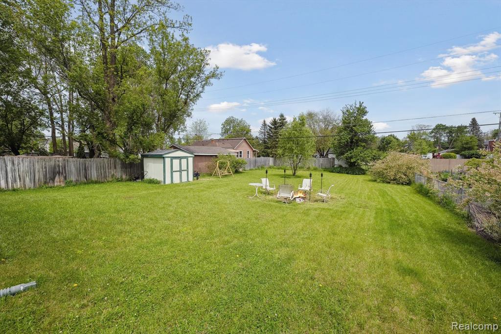 8084 Euclid, Salem, MI 48175 — Photo 41