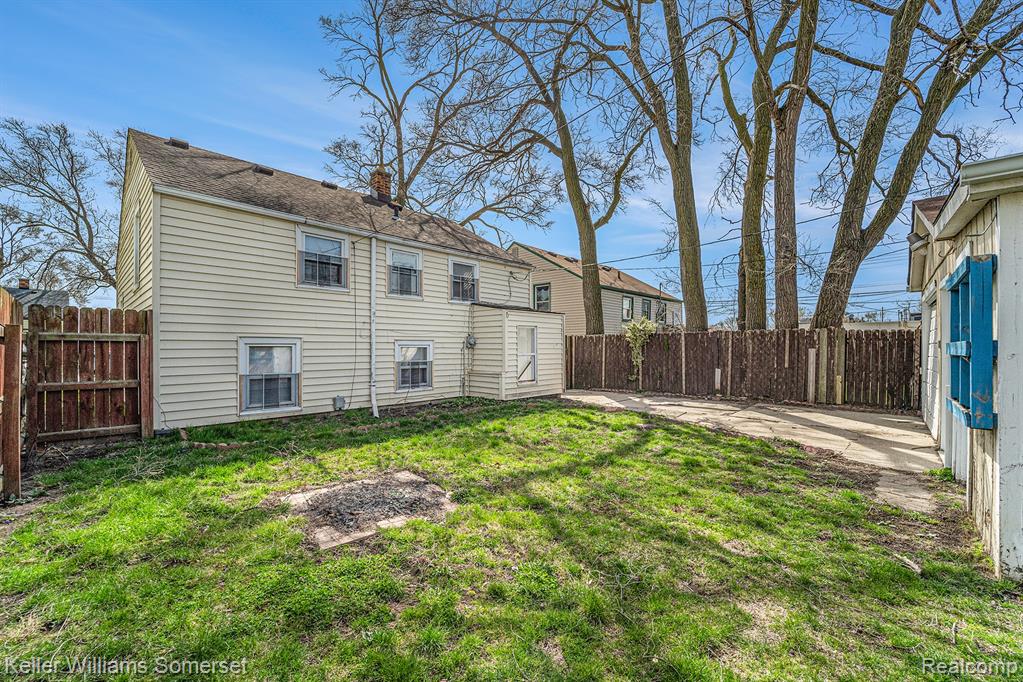 8043 Kaltz, Center Line, MI 48015 — Photo 14