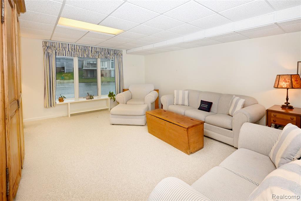 618 Deauville Lane, Bloomfield Hills, MI 48304 — Photo 17