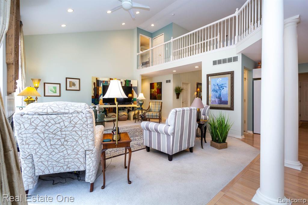 490 FRANKLIN LAKE Circle, Oxford, MI 48371 — Photo 18