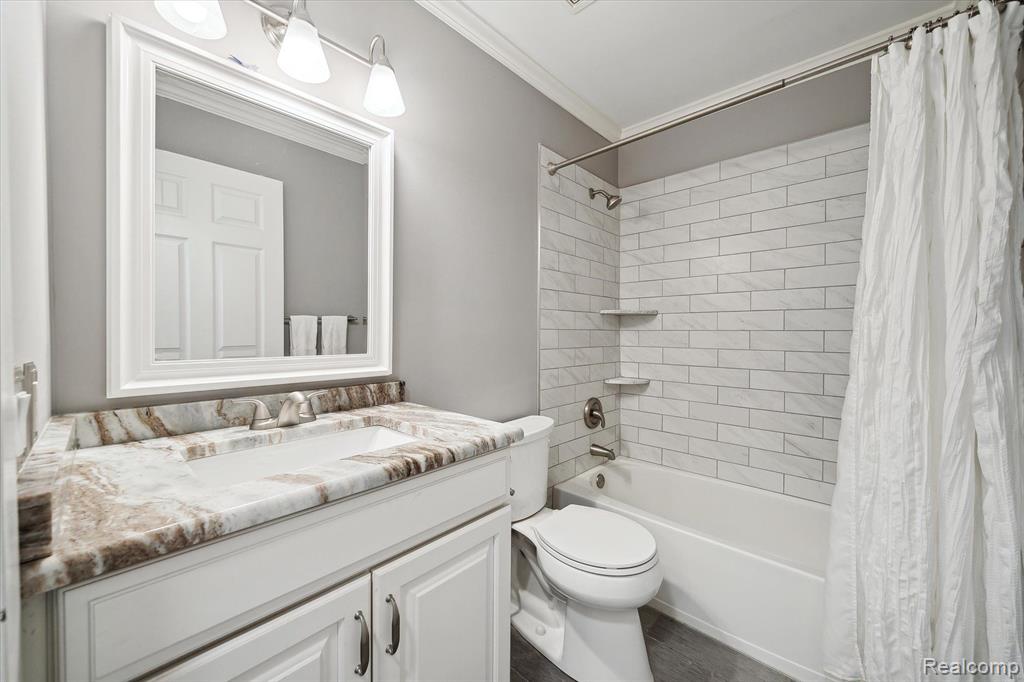 22270 QUAIL RUN Circle, 2, South Lyon, MI 48178 — Photo 21