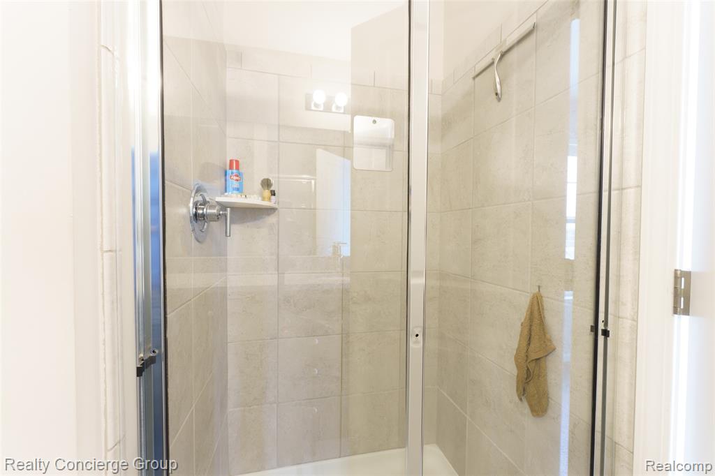 645 Jenny Way, Brighton, MI 48116 — Photo 18