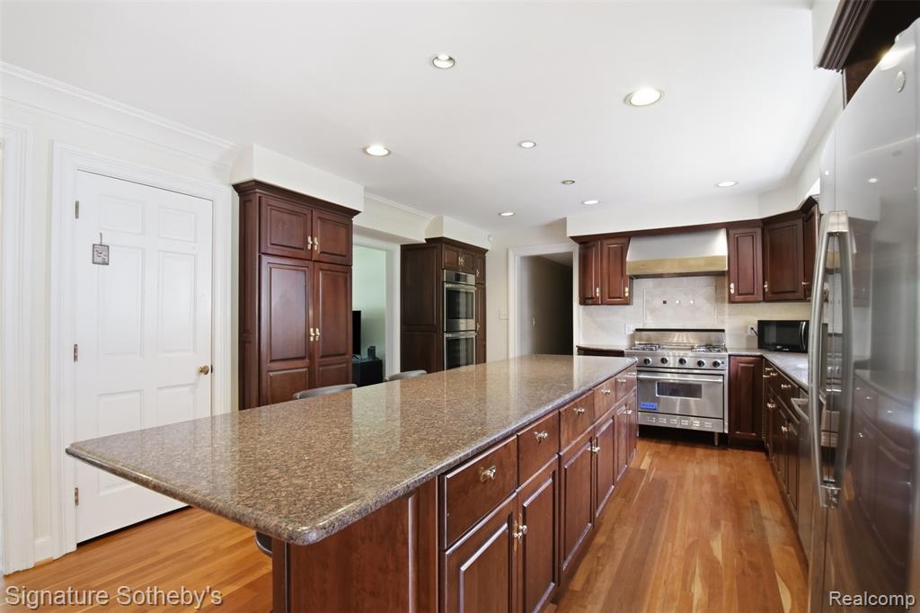 4784 Walnut Lake Road, Bloomfield Hills, MI — Photo 5