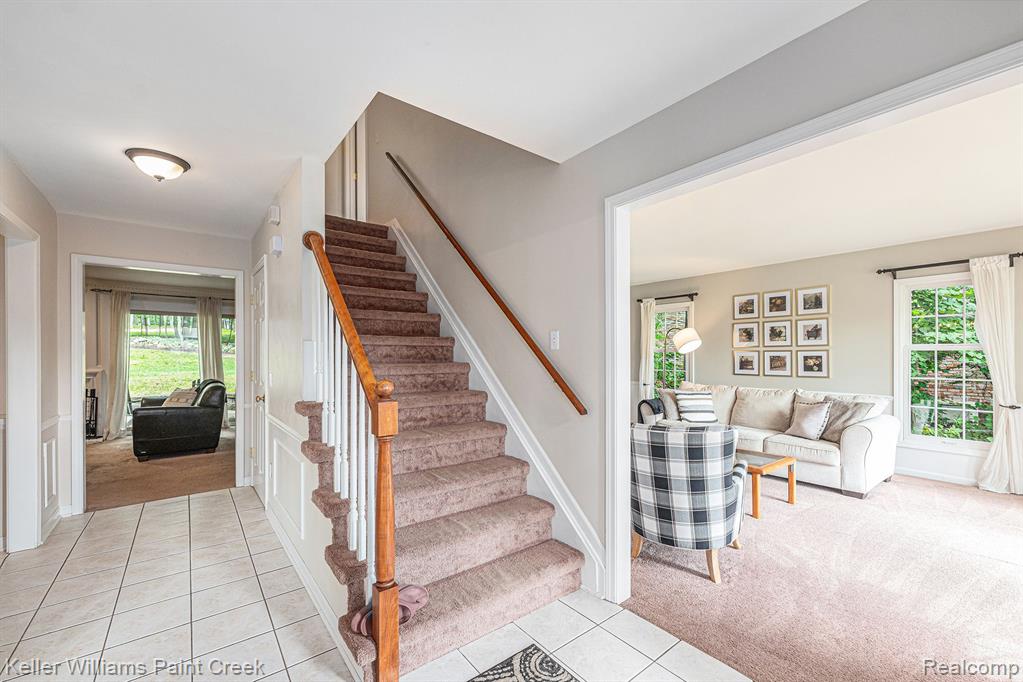 6448 DEER RIDGE Drive, Clarkston, MI 48348 — Photo 9