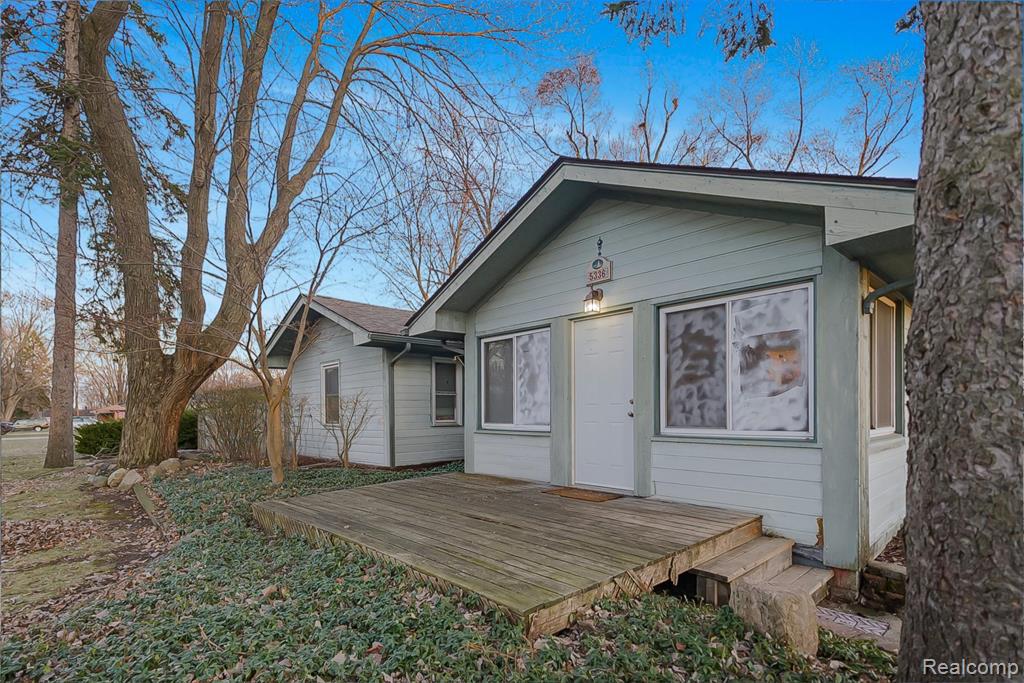 5336 Mansfield Avenue, Sterling Heights, MI 48310 — front exterior