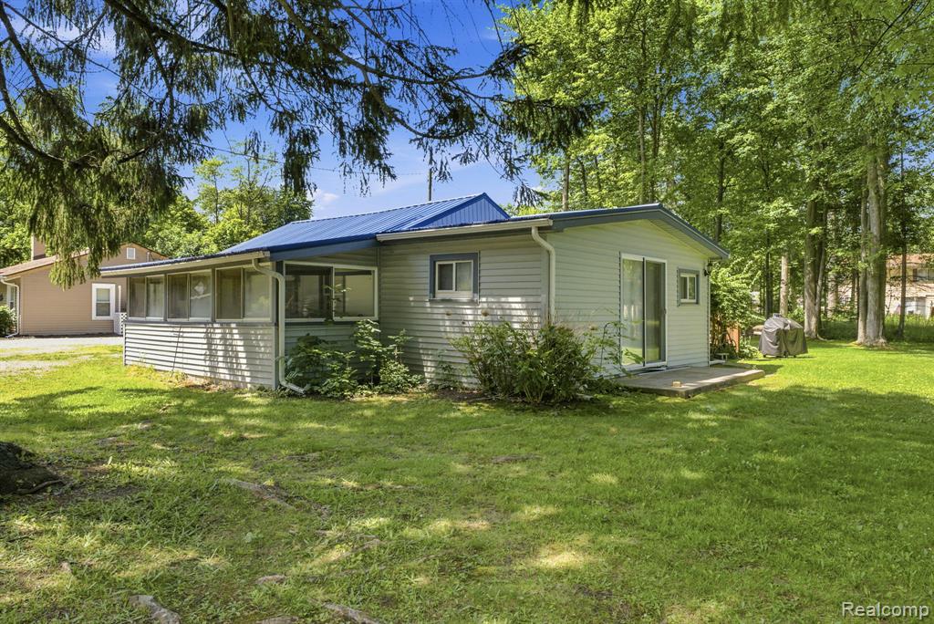 7496 Forest Drive, Lexington, MI 48450 — Photo 3
