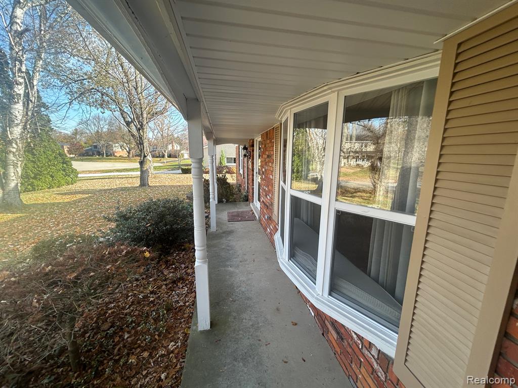 5659 KINGSMILL, Bloomfield Hills, MI — Photo 8
