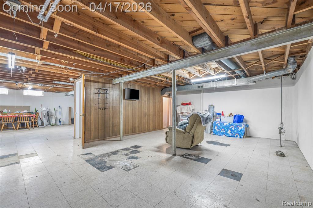 8138 Hillcrest Boulevard, Westland, MI — Photo 18