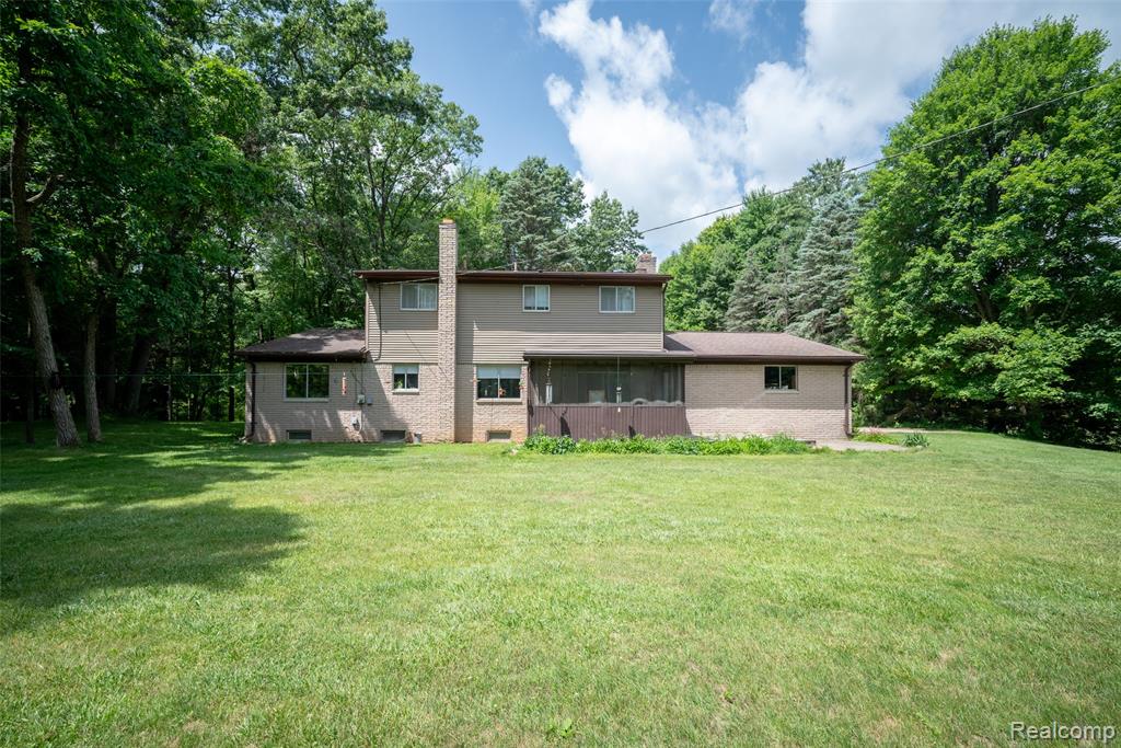 560 Coats Road, Lake Orion, MI 48362 — Photo 5