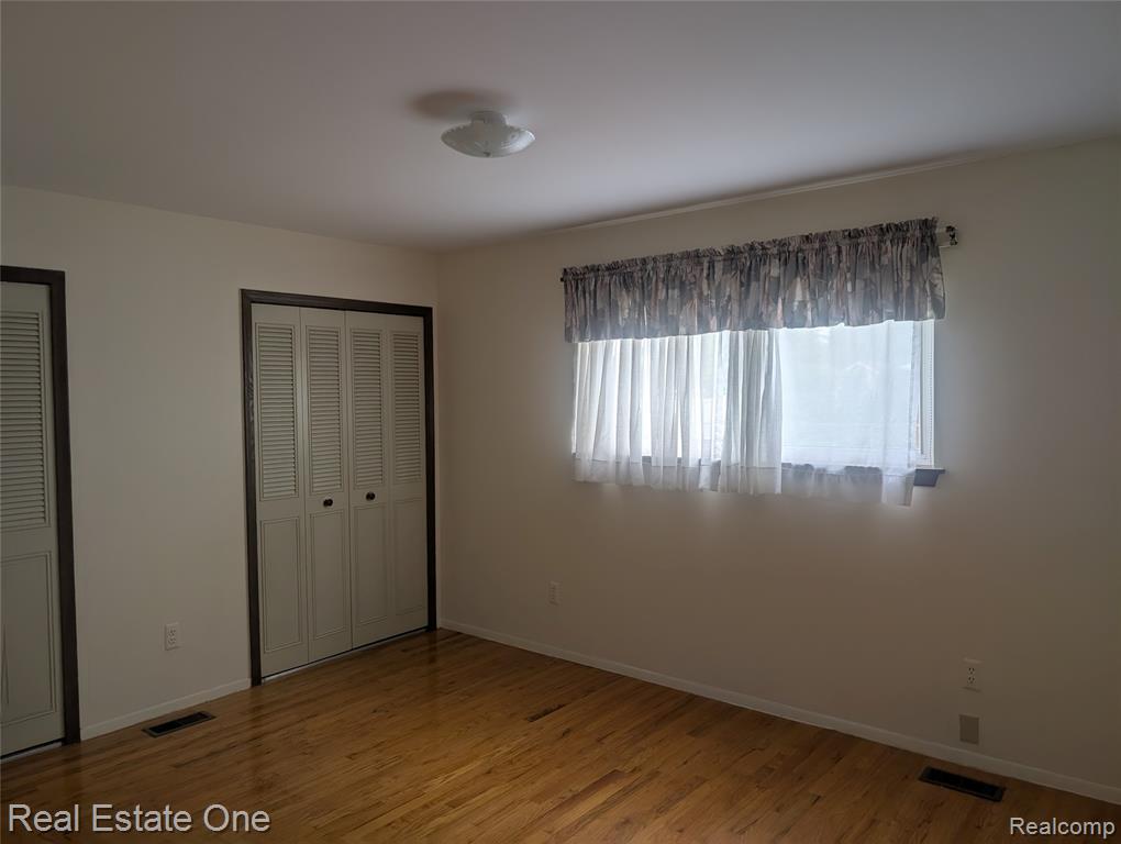 43076 RYEGATE Street, Canton, MI 48187 — Photo 10
